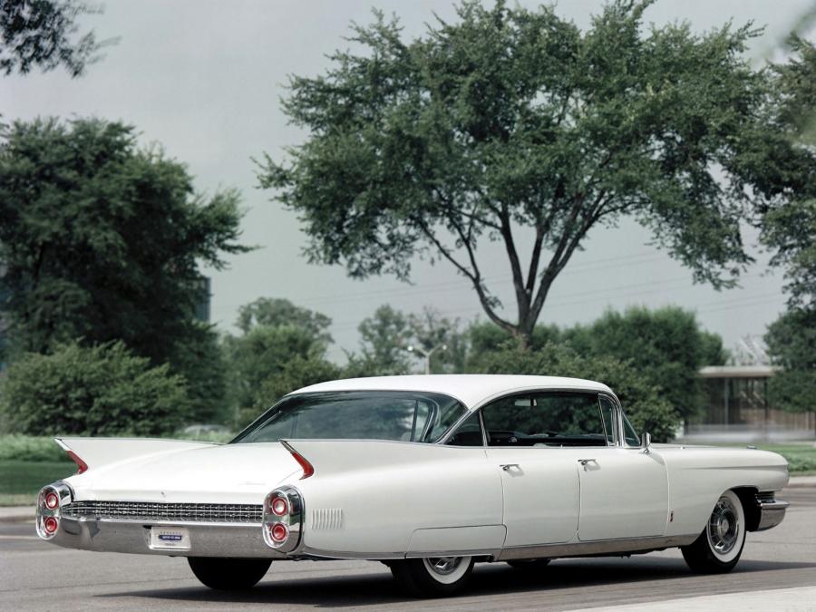  Cadillac Series 60 Fleetwood Special 1960 года  (фото 2 из 6)
